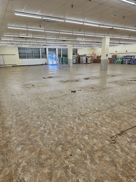 830-842 Rockaway Ave, Brooklyn, NY à louer - Photo de l’immeuble – Image 2 sur 4