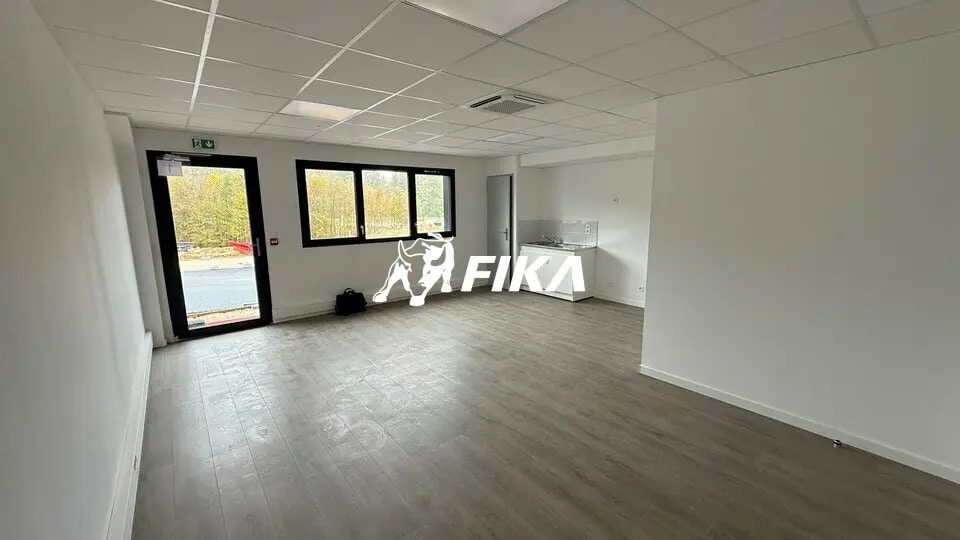 Local d’activités dans Roques à louer - Photo de l’immeuble – Image 2 sur 10