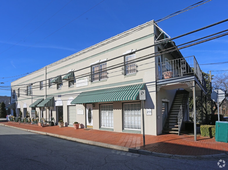 301 State St, Greensboro, NC à louer - Photo principale – Image 2 sur 8