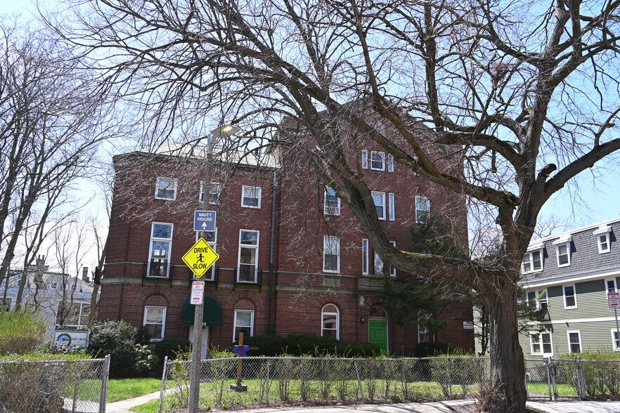115-135 Mount Pleasant Ave, Boston, MA à louer - Photo de l’immeuble – Image 3 sur 4
