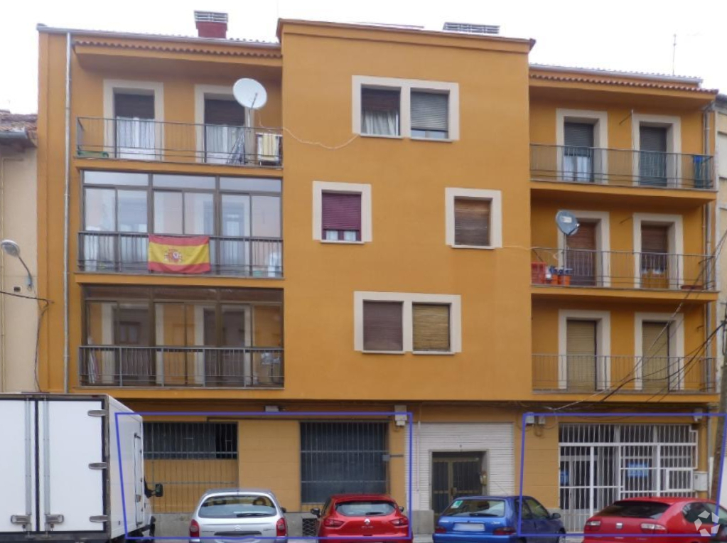 Immeuble residentiel dans Segovia, Segovia à vendre Photo intérieure– Image 1 sur 2