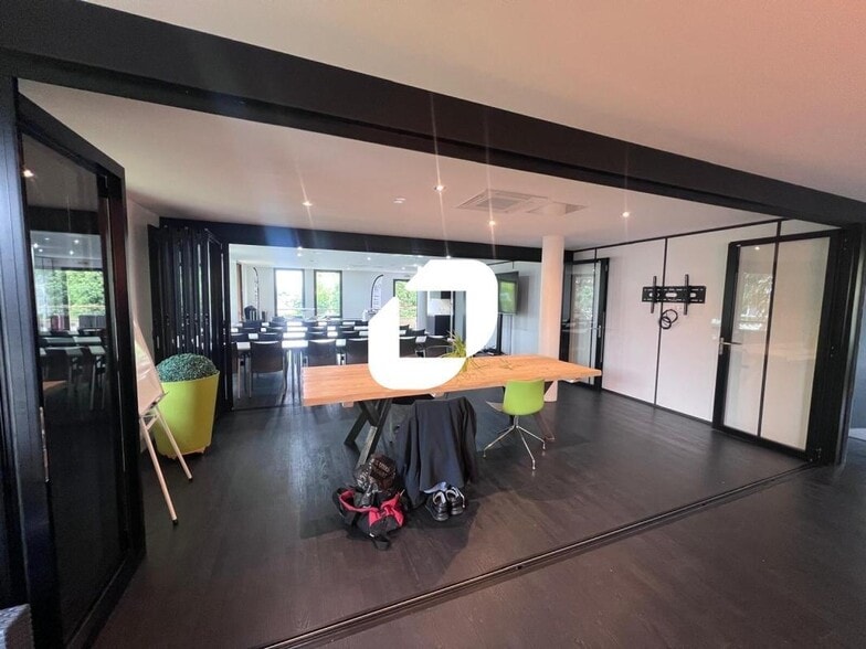 9 Rue De Courtalin, Magny-le-Hongre à louer - Photo intérieure – Image 3 sur 12