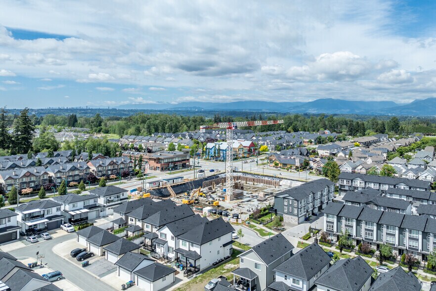 7168 192 St, Surrey, BC à louer - Photo de l’immeuble – Image 3 sur 4