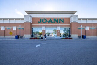 Plus de détails pour 602 Commons Dr, Geneva, IL - Local commercial à louer