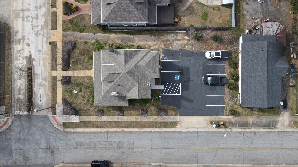 700 Arlington Ave, Greenville, SC à vendre - Photo de l’immeuble – Image 3 sur 19