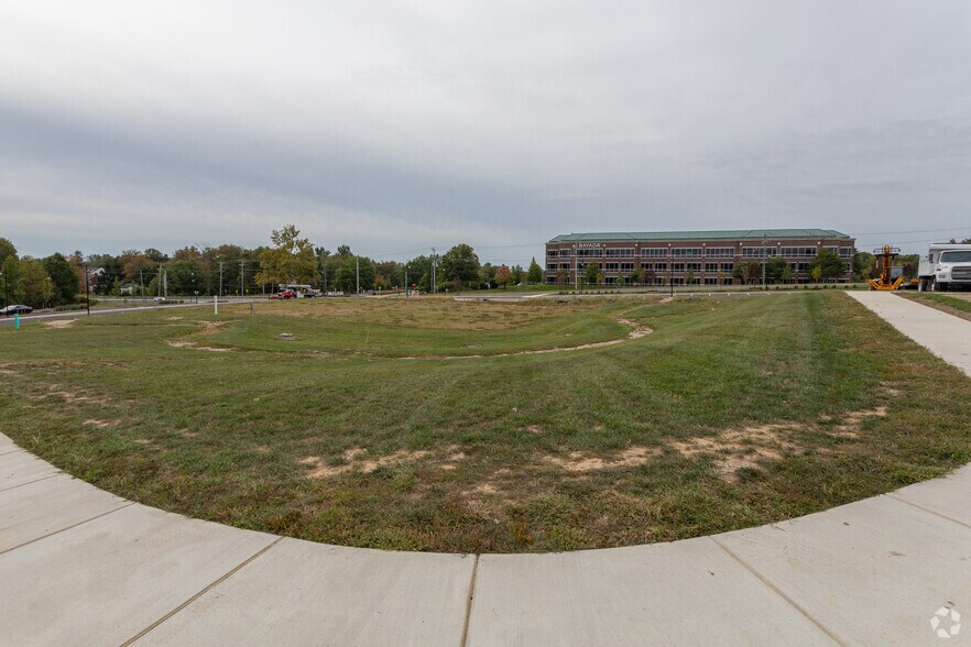 401 DuPont Field Blvd, Greenville, DE à louer - Photo de l’immeuble – Image 2 sur 2