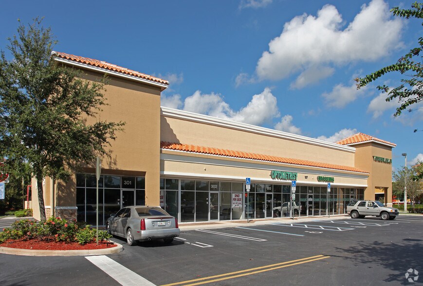 137 S State Road 7, West Palm Beach, FL à louer - Photo de l’immeuble – Image 1 sur 5
