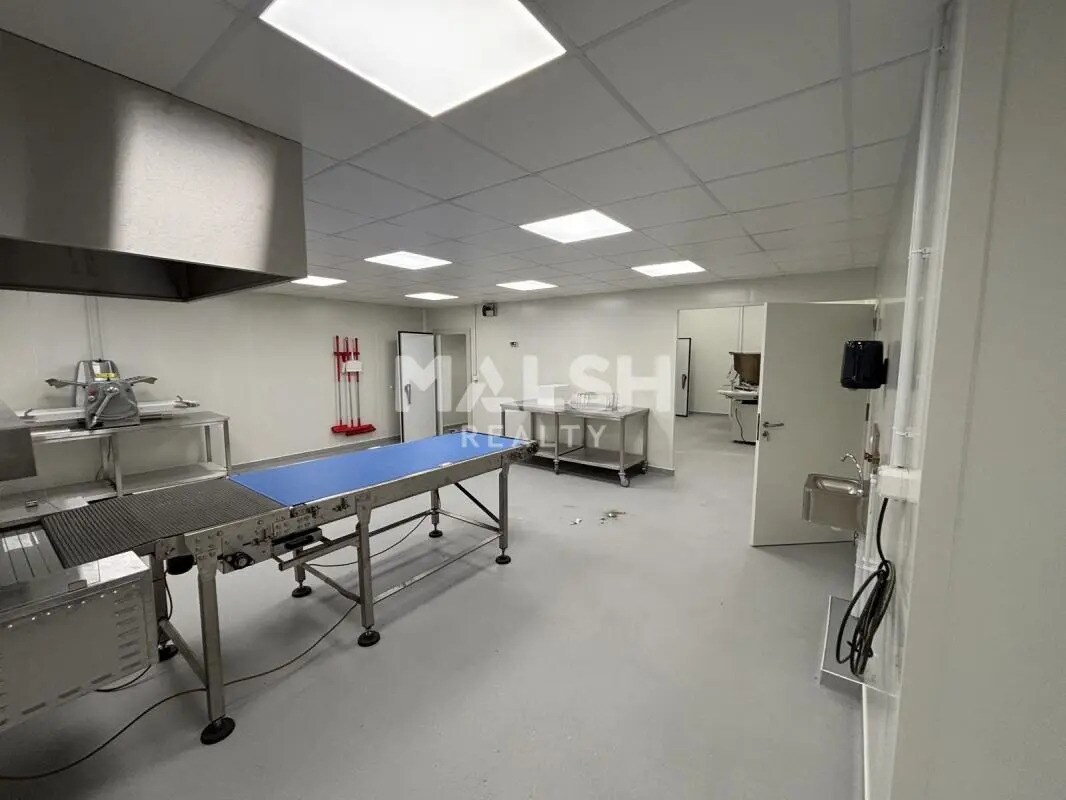 Bureau dans Saint-Étienne à louer Photo intérieure– Image 1 sur 9