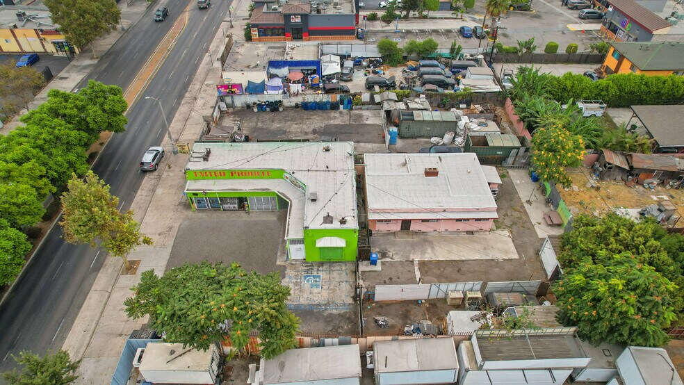 222 E Manchester Ave, Los Angeles, CA à vendre - Photo de l’immeuble – Image 2 sur 7