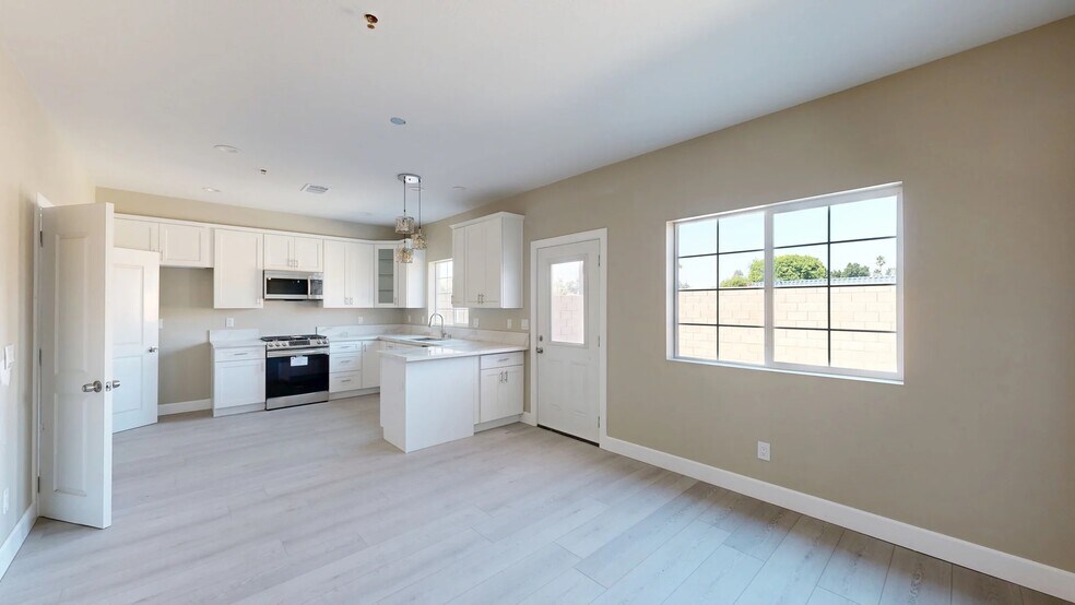 15909 Merrill Ave, Fontana, CA à vendre - Numérisation 3D Matterport – Image 2 sur 29