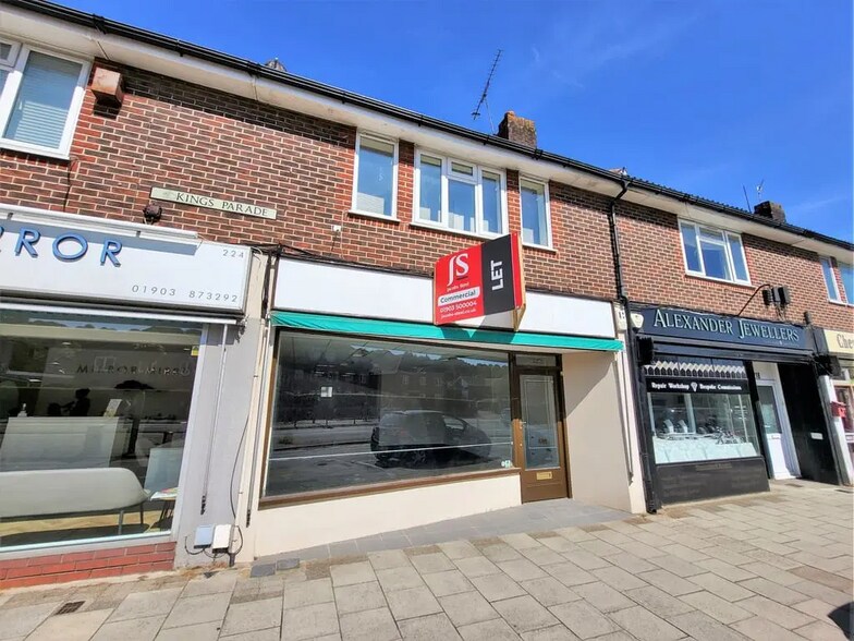 222 Findon Rd, Worthing à louer - Photo principale – Image 1 sur 2