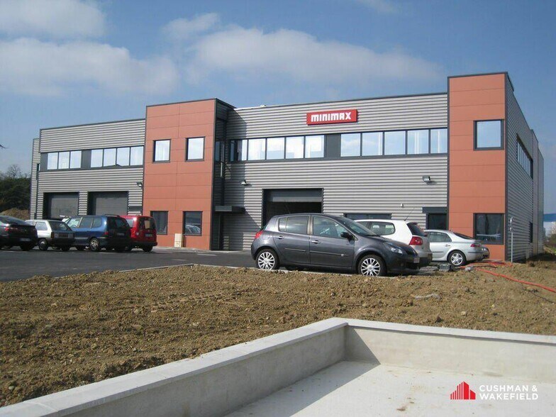 Local d’activités dans Colomiers à louer - Photo de l’immeuble – Image 1 sur 13