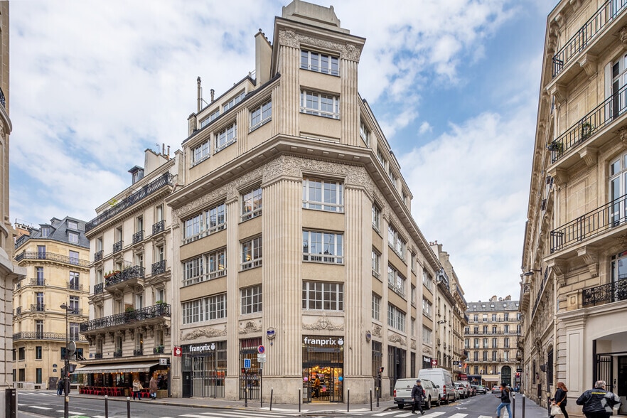 32 Rue Le Peletier, Paris à louer - Photo principale – Image 1 sur 4