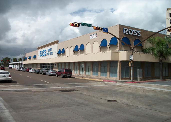 315 E 12th St, Brownsville, TX à louer - Photo de l’immeuble – Image 3 sur 8