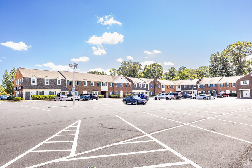 505 S Independence Blvd, Virginia Beach, VA à louer - Photo principale – Image 1 sur 4
