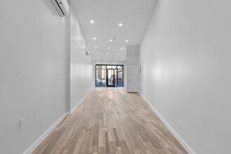 1484 5th Ave, New York, NY à louer Photo intérieure– Image 1 sur 5