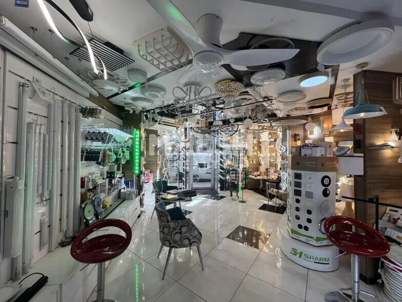 Local commercial dans Lyon à louer - Photo intérieure – Image 3 sur 11