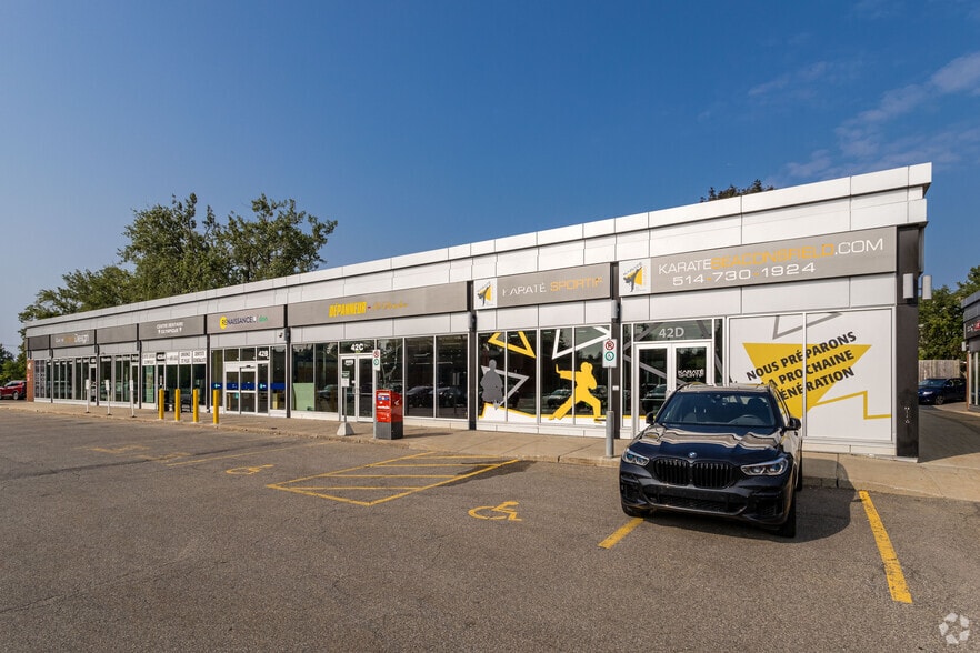 42 Blvd Saint Chalres, Beaconsfield, QC à louer - Photo de l’immeuble – Image 3 sur 6