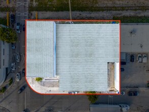 1395 NW 22nd St, Miami, FL à louer Photo intérieure– Image 2 sur 3