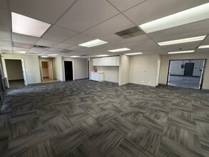 2425 W 12th St, Tempe, AZ à louer Photo intérieure– Image 2 sur 11