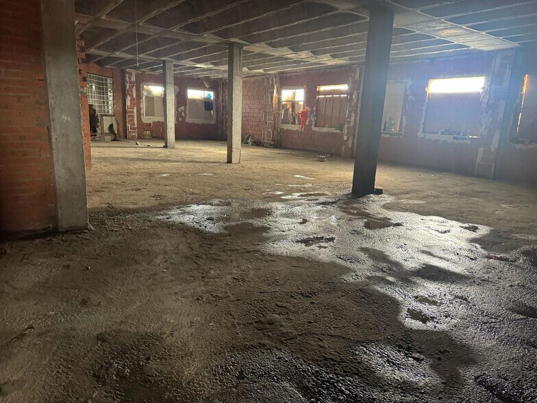 Industriel/Logistique dans Torrejón de Ardoz, Madrid à vendre - Photo de l’immeuble – Image 3 sur 3