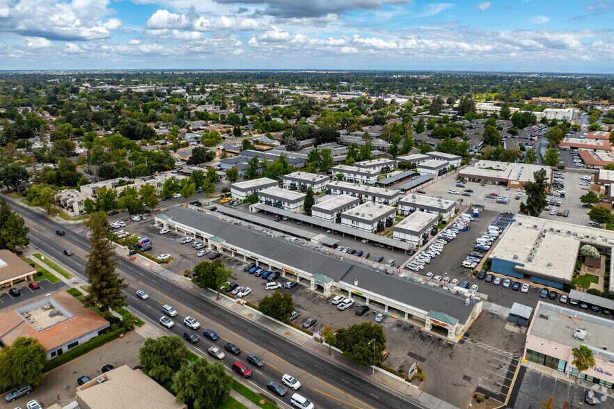 5632-5654 N Pershing Ave, Stockton, CA à louer - Aérien – Image 3 sur 3