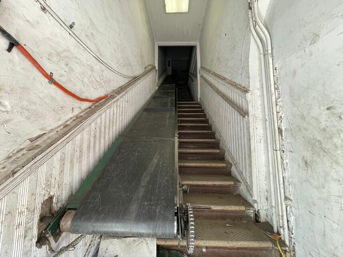 View Photo