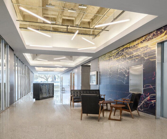 2000 Crawford St, Houston, TX à louer - Hall d’entrée – Image 3 sur 5