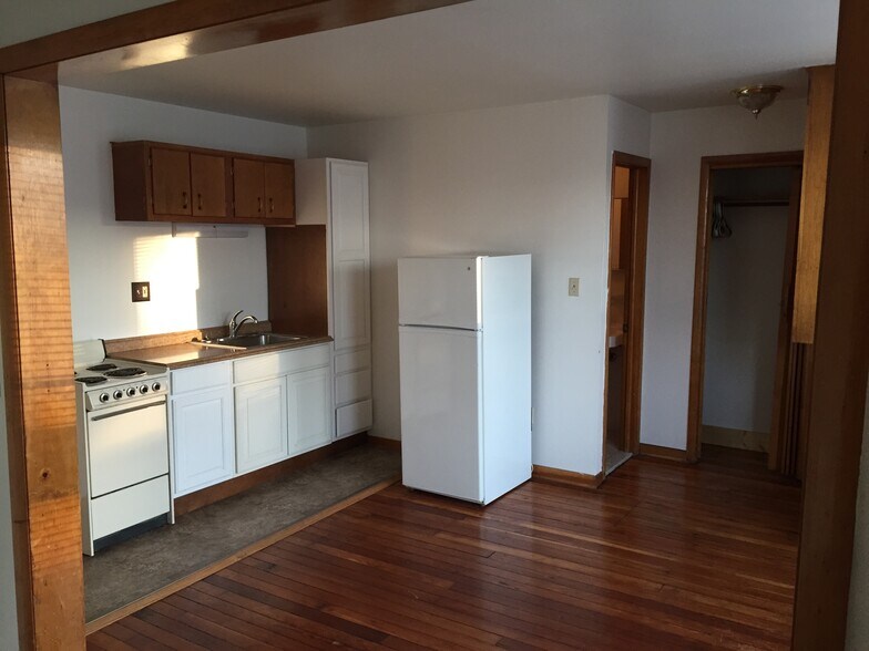 65-67 Watervliet Ave, Albany, NY à louer - Photo intérieure – Image 3 sur 51