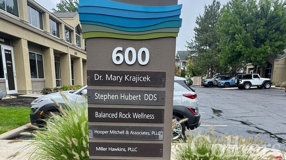 600 E Riverpark Ln, Boise, ID à louer - Photo de l’immeuble – Image 2 sur 7