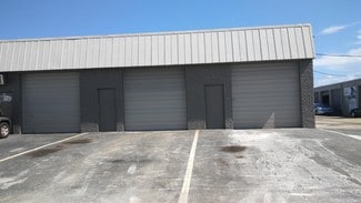 Plus de détails pour 1700 Latham Rd, West Palm Beach, FL - Local d'activités, Industriel/Logistique à louer