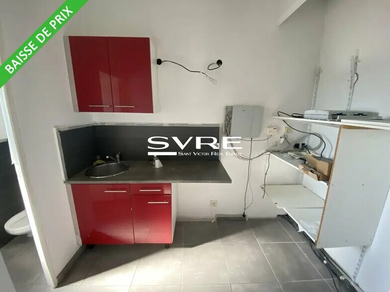 Bureau dans Les Pennes-Mirabeau à louer - Photo de l’immeuble – Image 3 sur 4