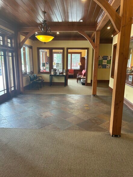 773 N Main St, Clayton, GA à louer - Photo de l’immeuble – Image 3 sur 9