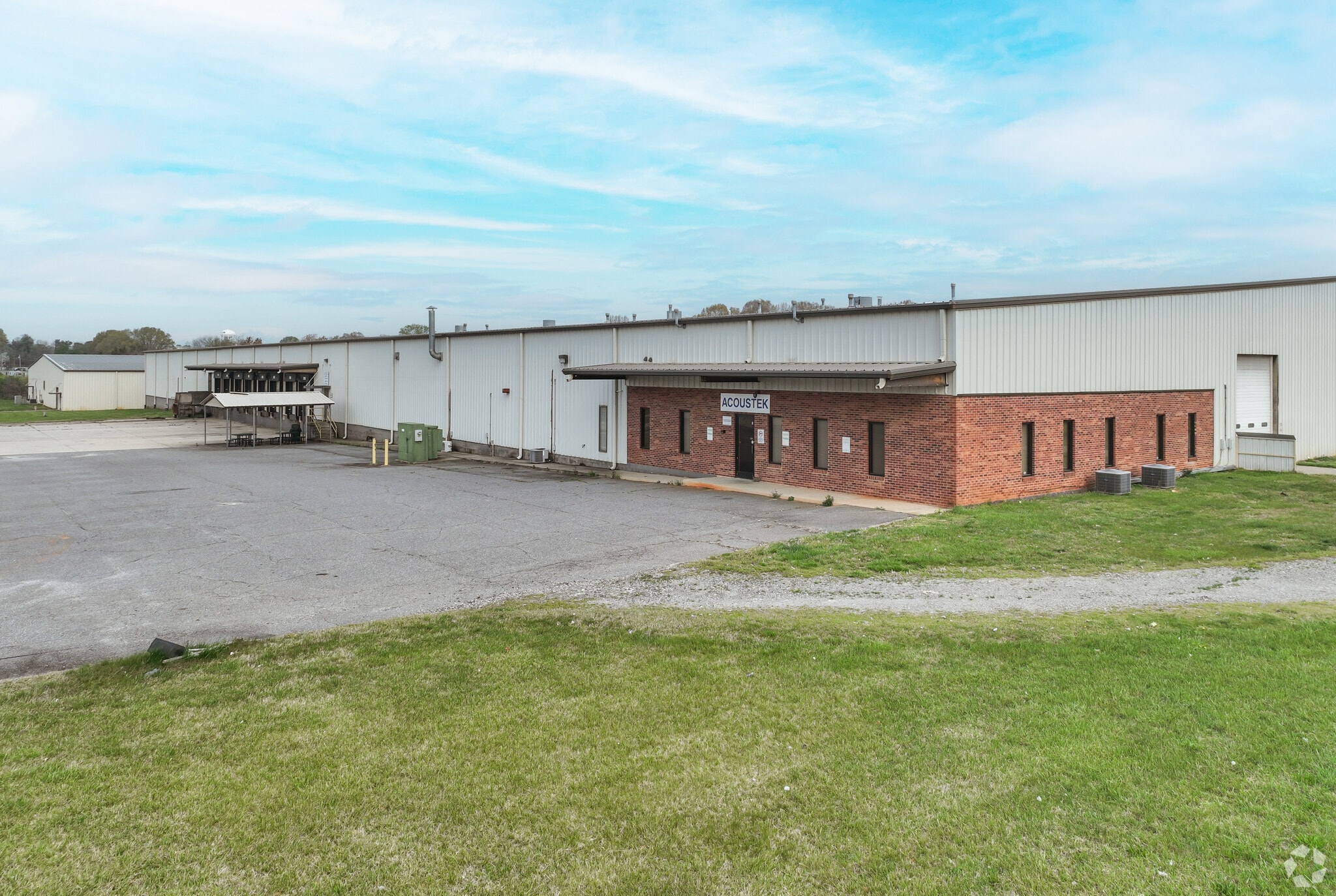 181 Bucks Industrial Rd, Statesville, NC à louer Photo principale– Image 1 sur 5