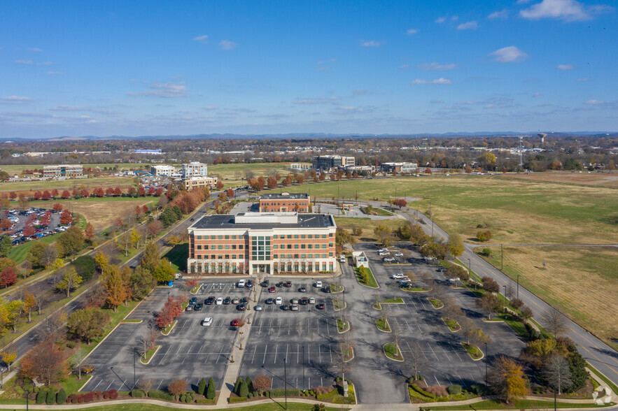 1639 Medical Center Pky, Murfreesboro, TN à louer - Photo de l’immeuble – Image 2 sur 30