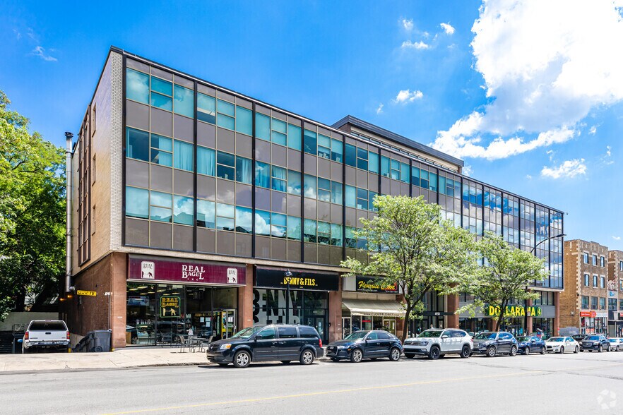 4950 Ch Queen-Mary, Montréal, QC à louer - Photo de l’immeuble – Image 3 sur 8