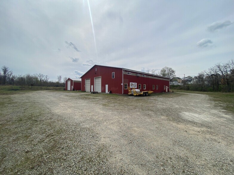 115 Richmond St, Uniontown, PA à vendre - Photo de l’immeuble – Image 2 sur 6