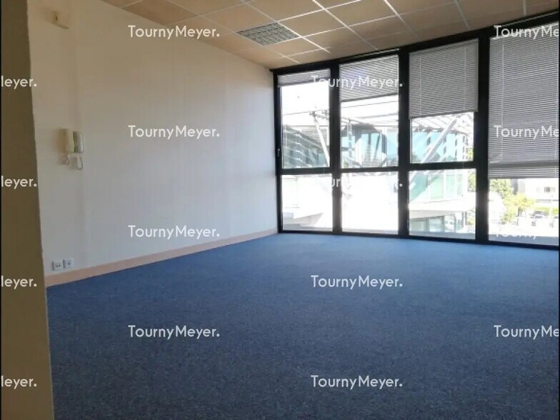 241-245 Boulevard De La Paix, Pau à louer - Photo de l’immeuble – Image 3 sur 6