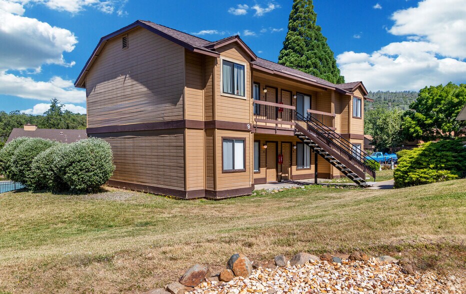20230 Grouse Way, Sonora, CA à vendre - Photo de l’immeuble – Image 3 sur 21