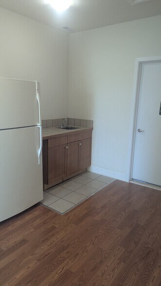 10 Exchange Pl, West Grove, PA à louer - Photo intérieure – Image 2 sur 4