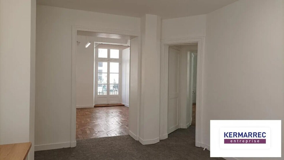 Bureau dans Nantes à louer - Photo de l’immeuble – Image 1 sur 8