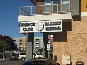 3616 Spring Mountain Rd, Las Vegas, NV à louer Photo intérieure– Image 2 sur 21