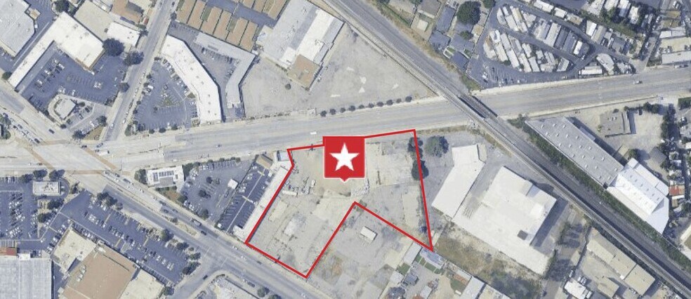 12102 Garvey Ave, El Monte, CA à louer - Photo de l’immeuble – Image 1 sur 2