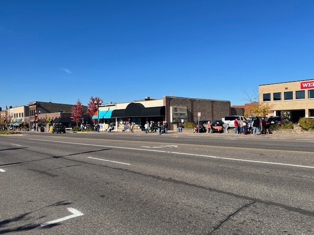 229-231 E Main St, Anoka, MN à vendre - Photo de l’immeuble – Image 2 sur 3