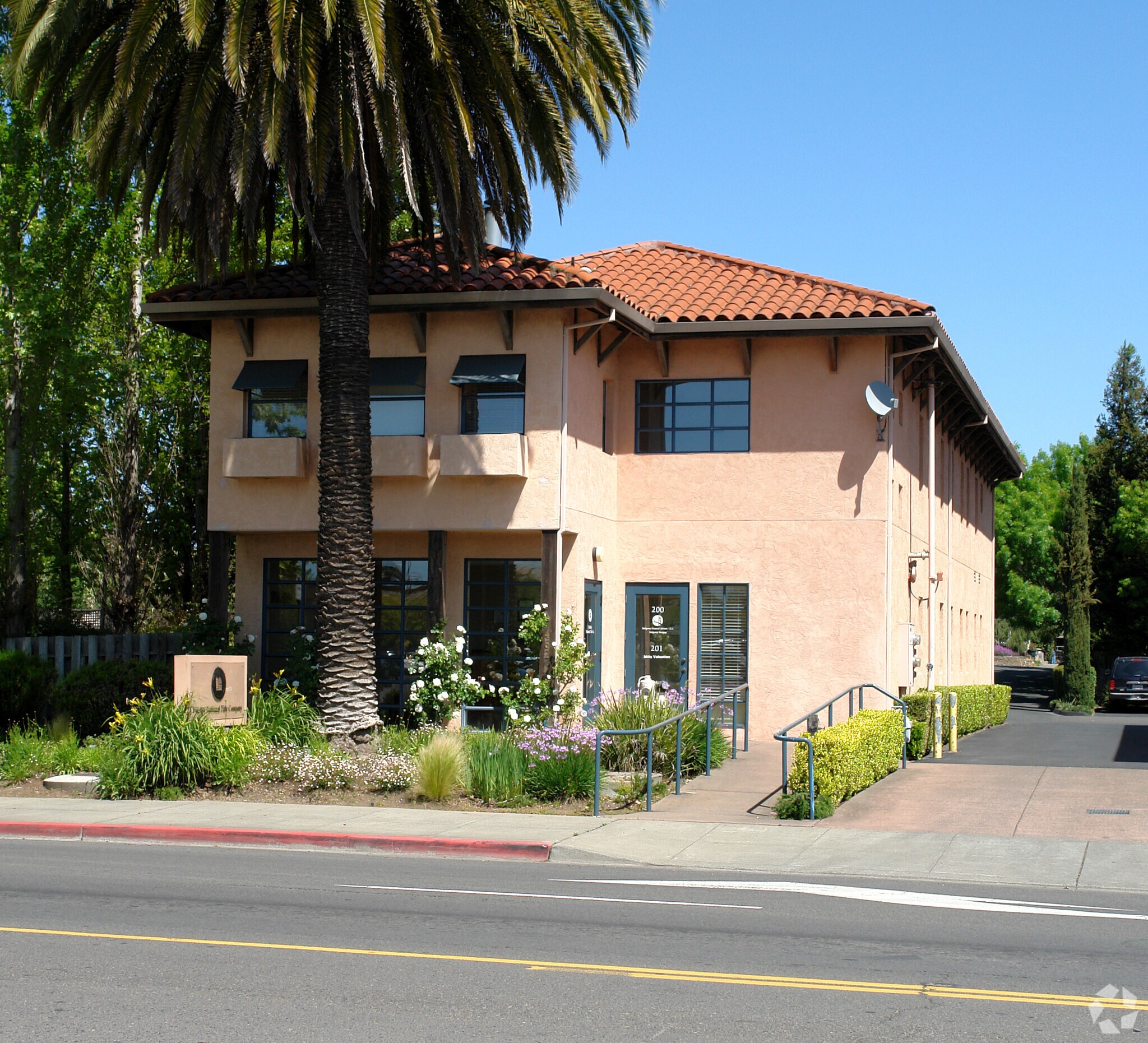 462 W Napa St, Sonoma, CA à vendre Photo principale– Image 1 sur 4