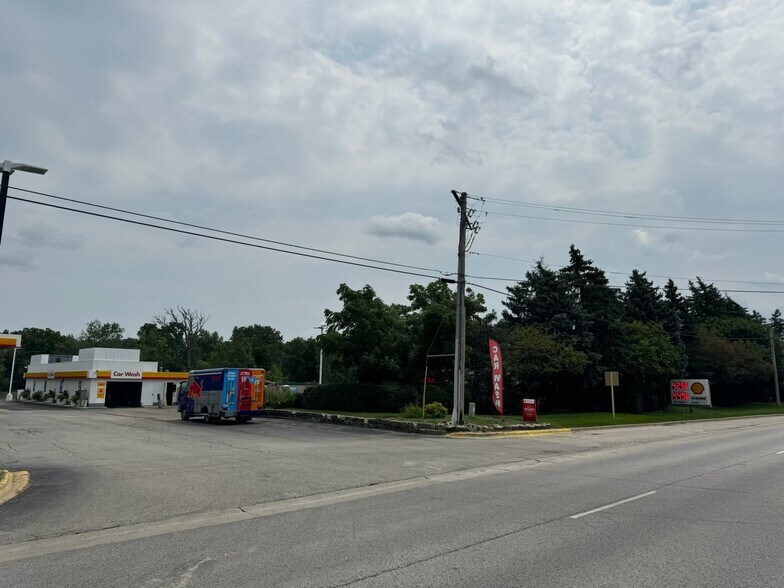 909 S Milwaukee Ave, Vernon Hills, IL à vendre - Autre – Image 2 sur 4