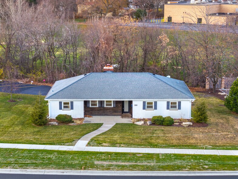 704 E 9th St, Lockport, IL à louer - Photo de l’immeuble – Image 3 sur 35