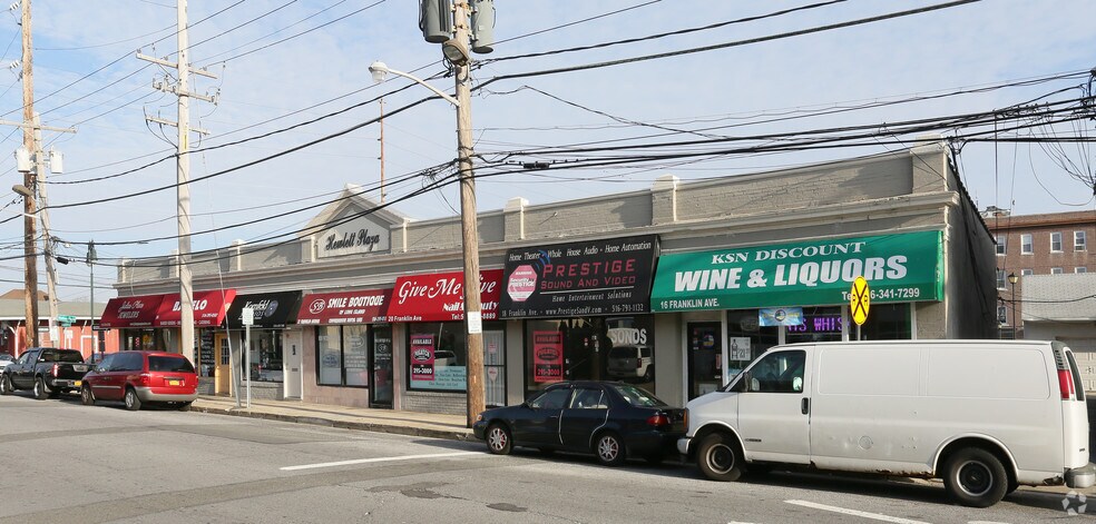 16-28 Franklin Ave, Hewlett, NY à louer - Photo principale – Image 1 sur 6