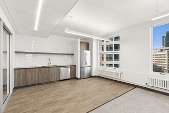 509 Olive Way, Seattle, WA à louer Photo intérieure– Image 2 sur 2