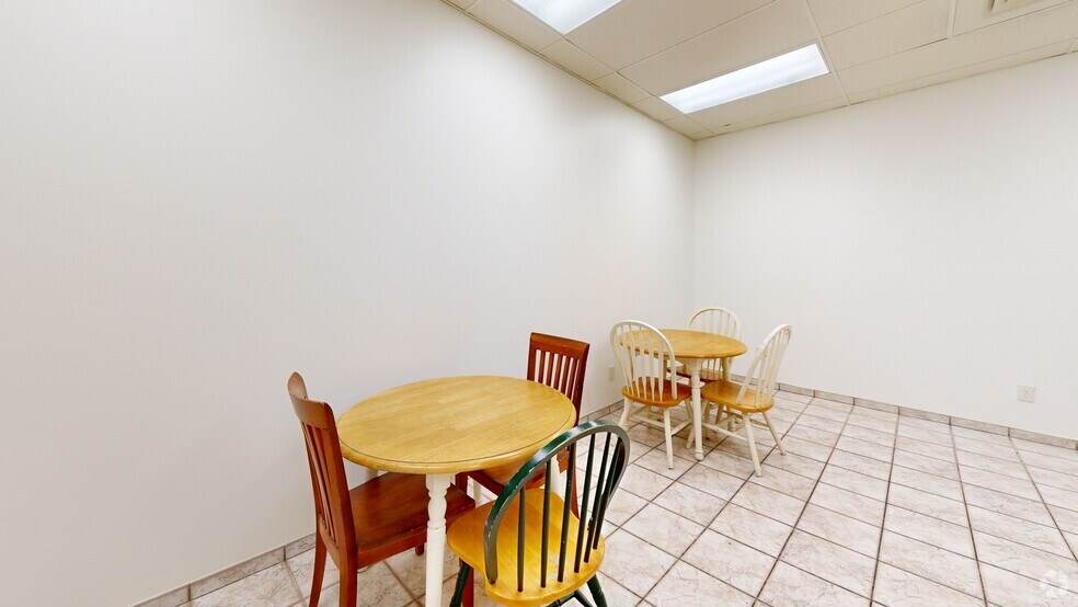 1980 S West Blvd, Vineland, NJ à vendre - Numérisation 3D Matterport – Image 3 sur 53